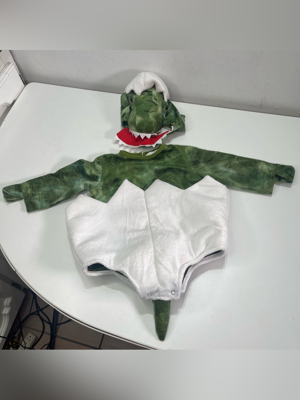 Pottery Barn Kids Baby T-REX Dinosaur Egg Halloween Costume 12-24 mths